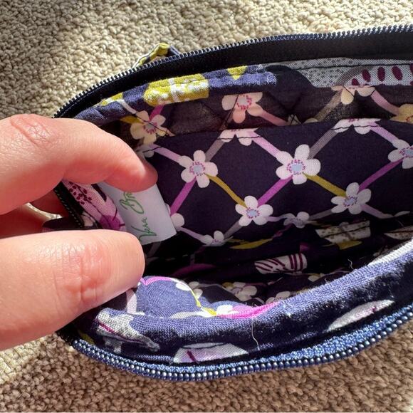 Vera Bradley Purple Floral Nightingale Wristlet Wallet Zipper Closure w/ Strap - Picture 4 of 10